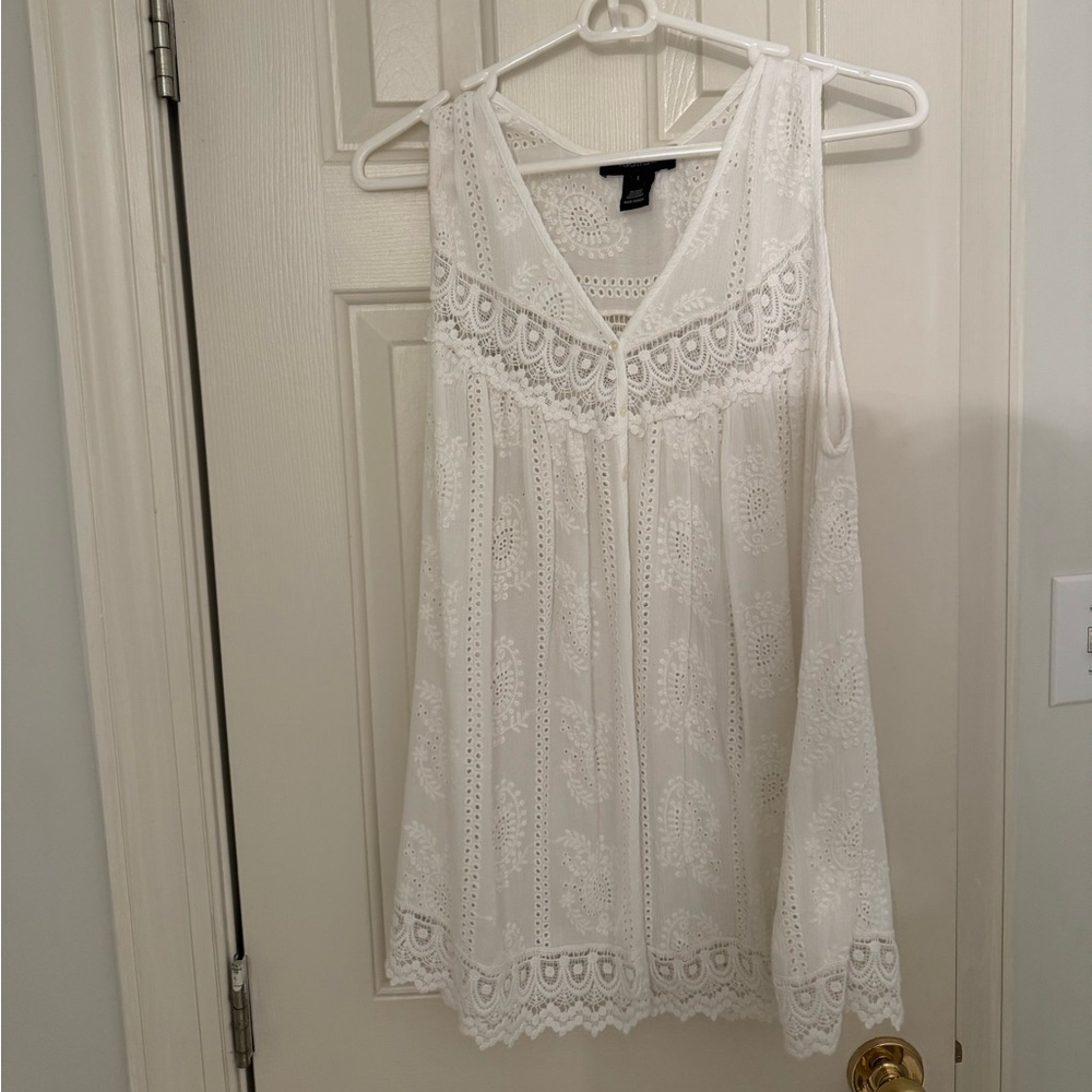 Karen Kane White Eyelet V-Neck Tank